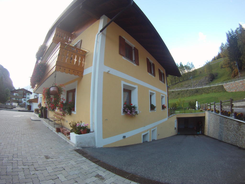 Appartamenti Cesa Crepa Neigra Canazei Exterior foto